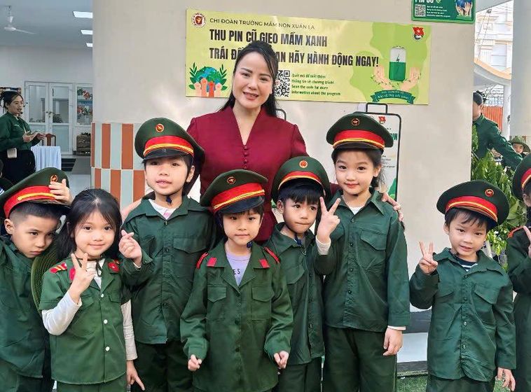 VIẾT TIẾP CÂU CHUYỆN HÒA BÌNH