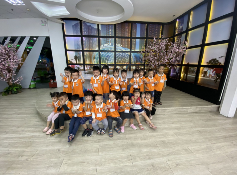 TRƯỜNG MẦM NON XUÂN LA TỔ CHỨC CHO TRẺ THAM QUAN, TRẢI NGHIỆM TẠI VINKE – TIME CITY